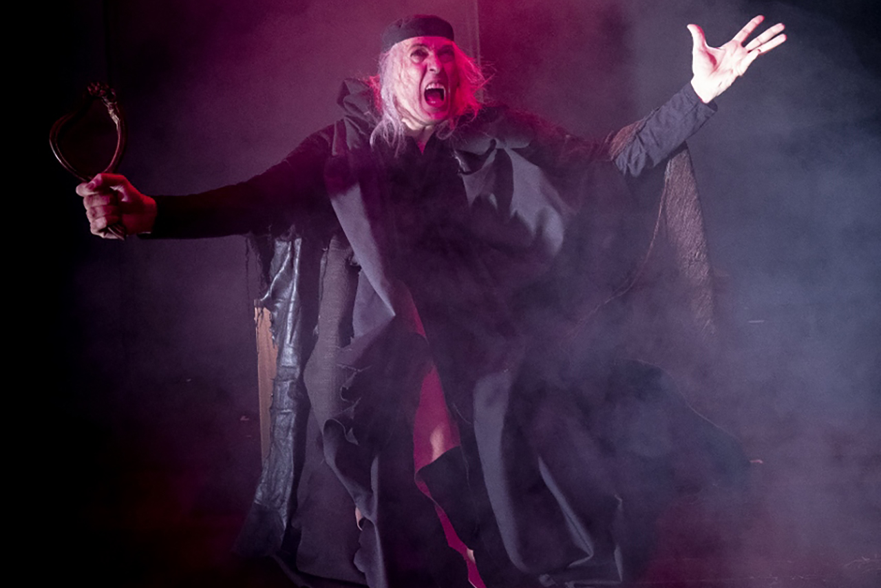 Bambalúa teatro estrena el espectáculo inquietante en Cultural Bambalúa teatro estrena el espectáculo inquietante en Cultural Cordón