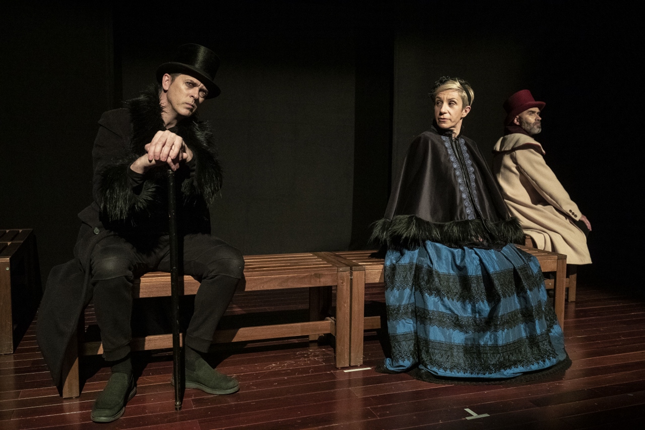 Bambalúa taetro estrena el espectáculo Inquietante en Cultural Cordón Bambalúa taetro estrena el espectáculo Inquietante en Cultural Cordón